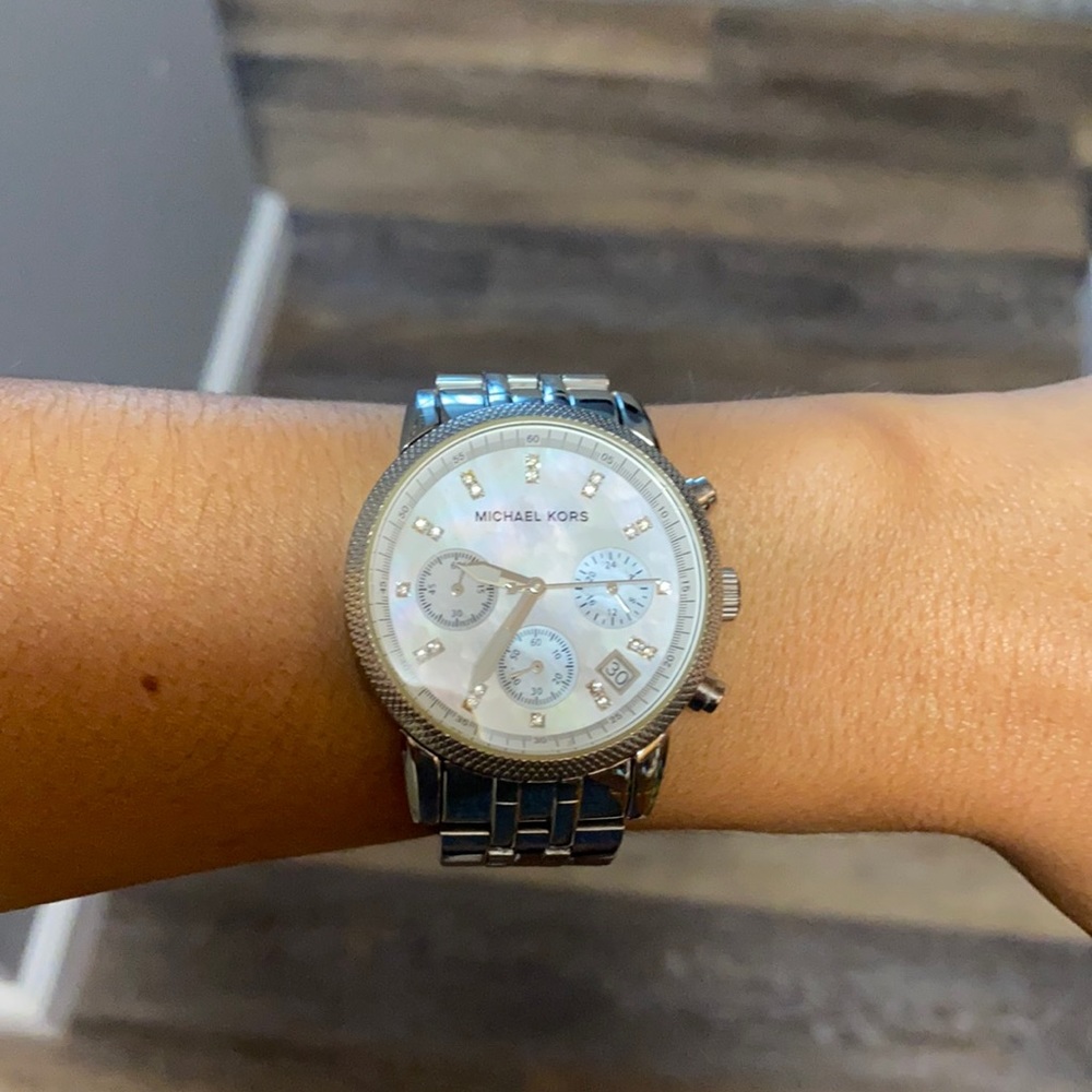 Michael Kors watch silver perfect condition